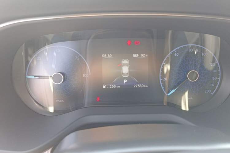 Used Hongqi E-QM5 2022 431 km Charge & Enjoy Edition Instrument Cluster