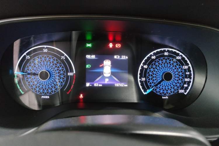 Used Hongqi E-QM5 2022 431 km Charge & Enjoy Edition Instrument Cluster