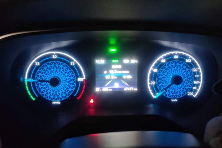 Used Hongqi E-QM5 2022 431 km Charge & Enjoy Edition Instrument Cluster