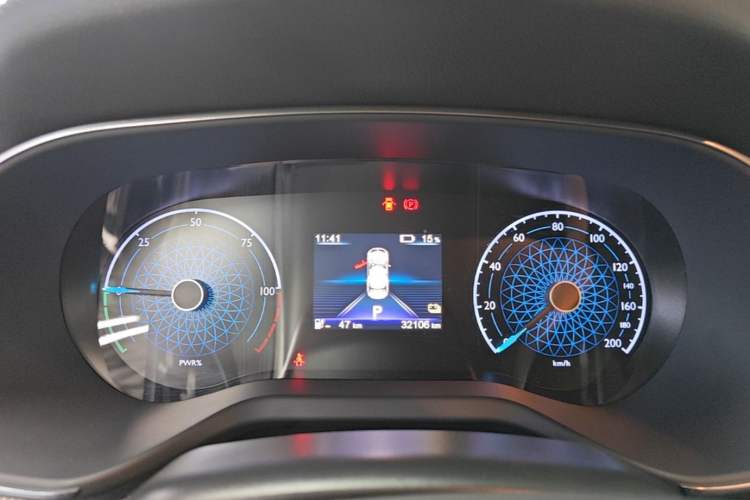 Used Hongqi E-QM5 2022 431 km Charge & Enjoy Edition Instrument Cluster