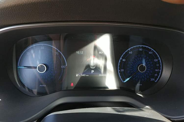 Used Hongqi E-QM5 2022 431 km Charge & Enjoy Edition Instrument Cluster
