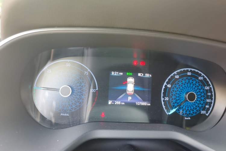 Used Hongqi E-QM5 2022 431 km Charge & Enjoy Edition Instrument Cluster