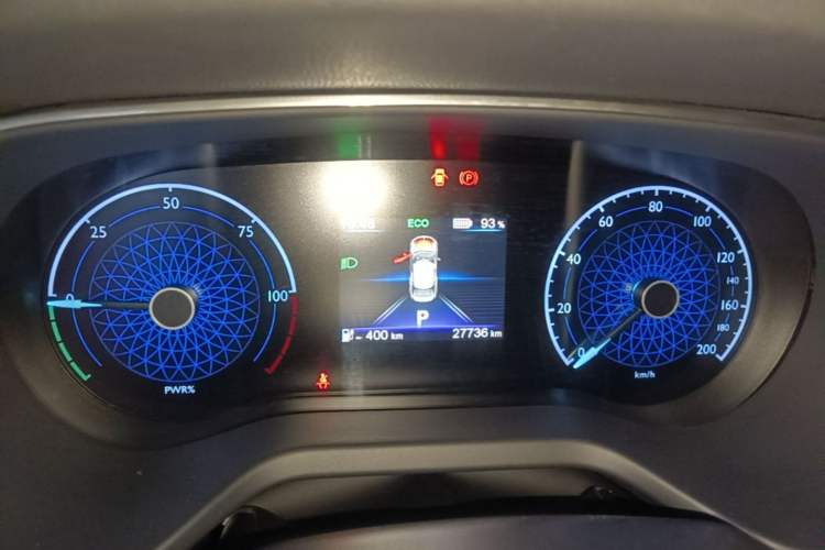 Used Hongqi E-QM5 2022 431 km Charge & Enjoy Edition Instrument Cluster