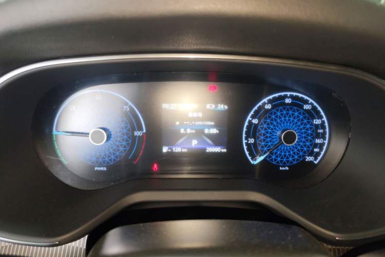 Used Hongqi E-QM5 2022 431 km Charge & Enjoy Edition Instrument Cluster