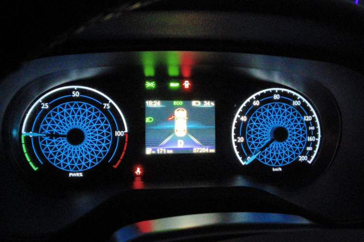 Used Hongqi E-QM5 2022 431 km Charge & Enjoy Edition Instrument Cluster