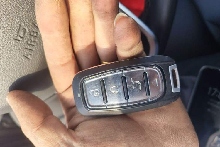 Used Hongqi E-QM5 2022 431 km Charge & Enjoy Edition Interior 1