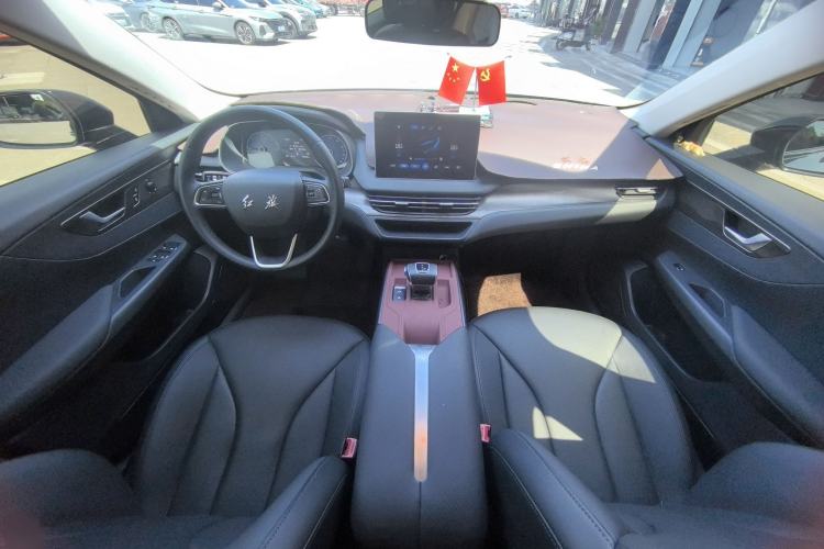 Used Hongqi E-QM5 2022 431 km Charge & Enjoy Edition Interior 1