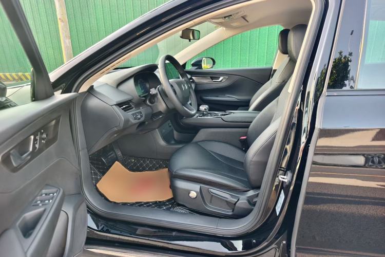 Used Hongqi E-QM5 2022 431 km Charge & Enjoy Edition Interior 2