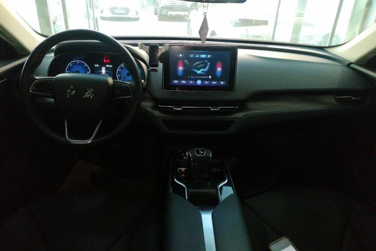 Used Hongqi E-QM5 2022 431 km Charge & Enjoy Edition Interior 2