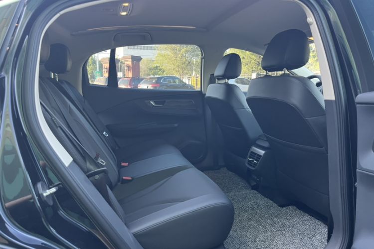 Used Hongqi E-QM5 2022 431 km Charge & Enjoy Edition Interior 2