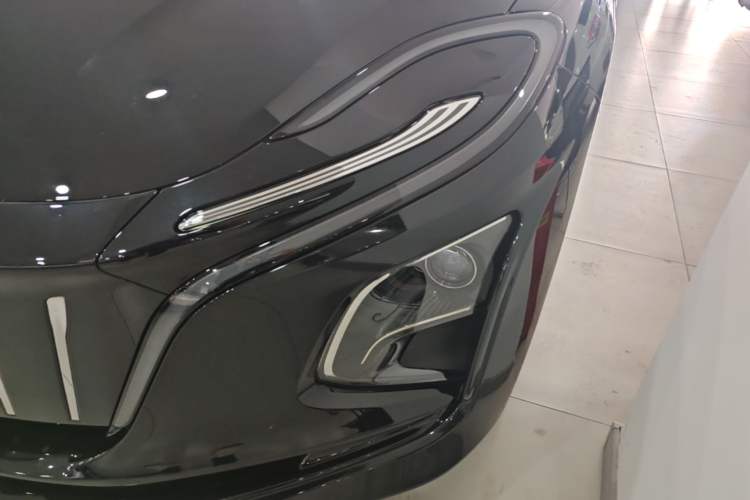 Used Hongqi E-QM5 2022 431 km Charge & Enjoy Edition Left Front Headlight