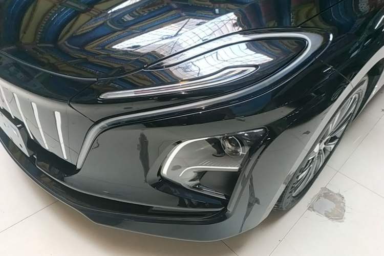 Used Hongqi E-QM5 2022 431 km Charge & Enjoy Edition Left Front Headlight