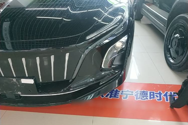 Used Hongqi E-QM5 2022 431 km Charge & Enjoy Edition Left Front Headlight