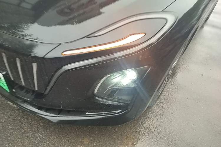 Used Hongqi E-QM5 2022 431 km Charge & Enjoy Edition Left Front Headlight