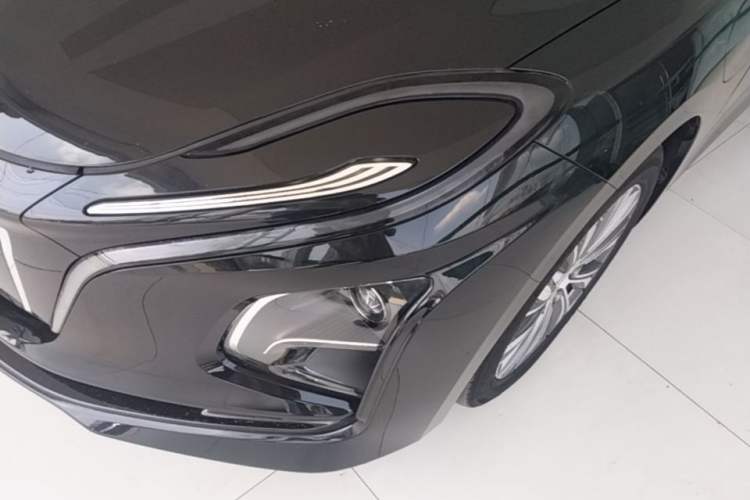 Used Hongqi E-QM5 2022 431 km Charge & Enjoy Edition Left Front Headlight