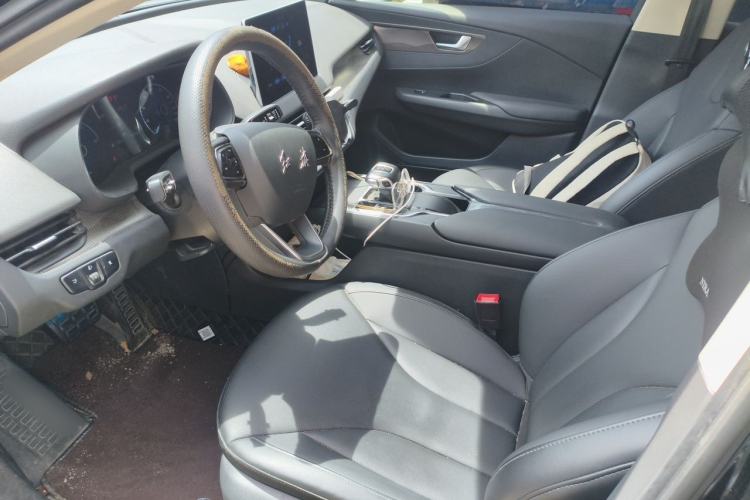 Used Hongqi E-QM5 2022 431 km Charge & Enjoy Edition Left Front Seat