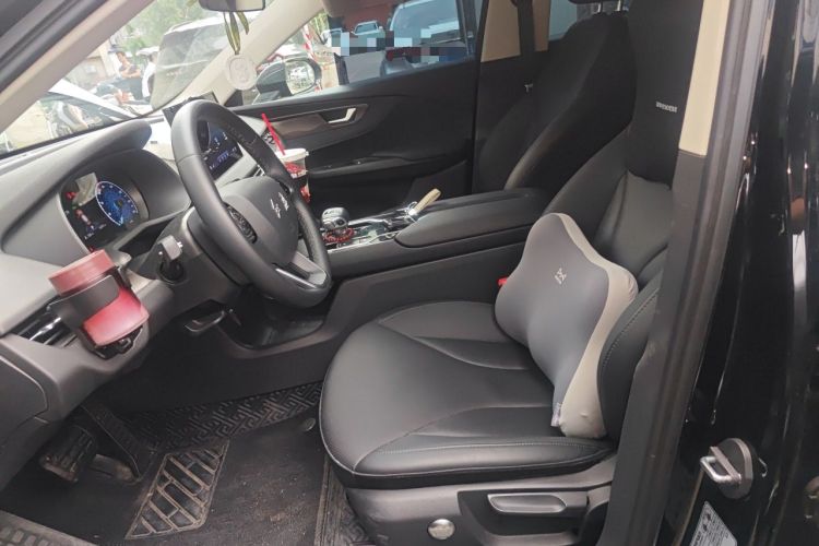 Used Hongqi E-QM5 2022 431 km Charge & Enjoy Edition Left Front Seat