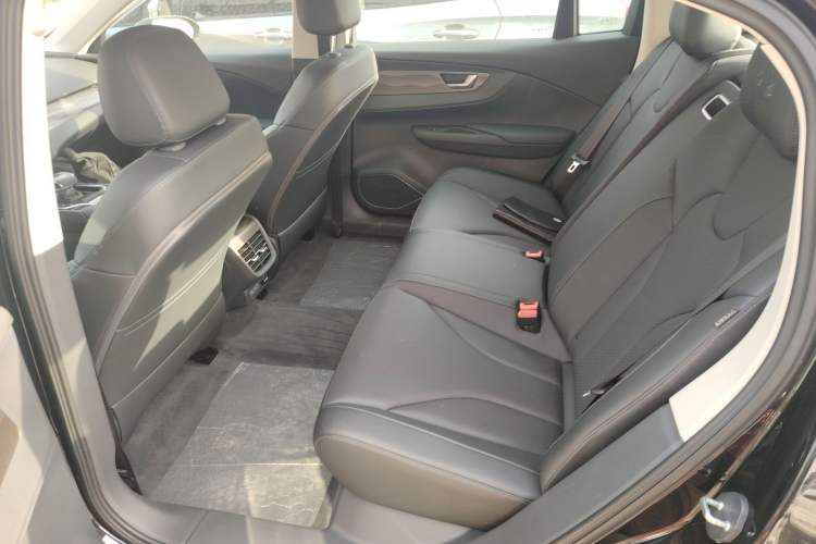 Used Hongqi E-QM5 2022 431 km Charge & Enjoy Edition Left Rear Seat