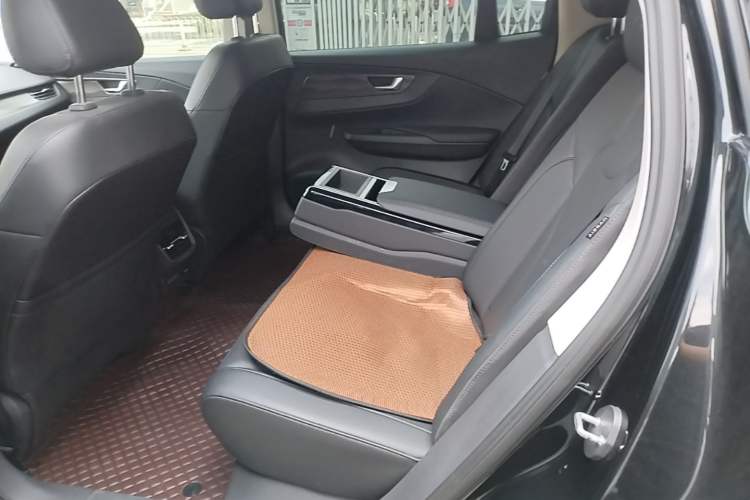 Used Hongqi E-QM5 2022 431 km Charge & Enjoy Edition Left Rear Seat