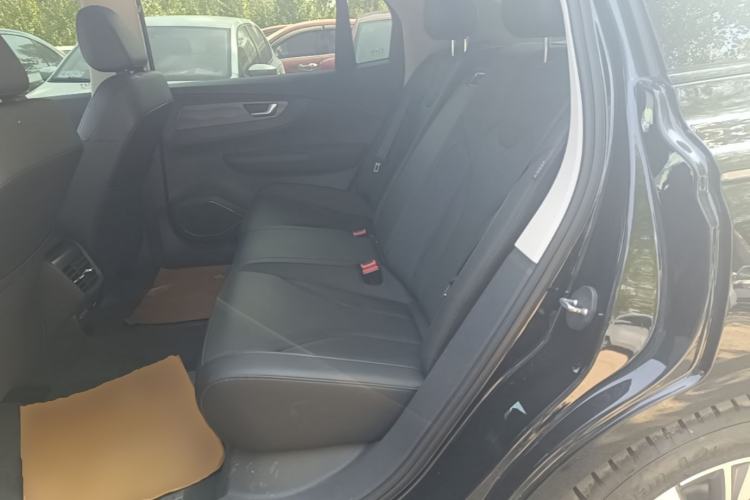 Used Hongqi E-QM5 2022 431 km Charge & Enjoy Edition Left Rear Seat