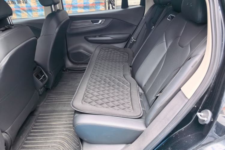 Used Hongqi E-QM5 2022 431 km Charge & Enjoy Edition Left Rear Seat