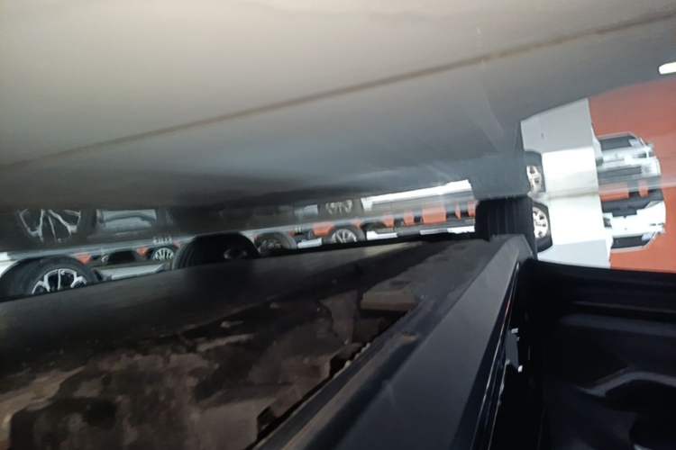 Used Hongqi E-QM5 2022 431 km Charge & Enjoy Edition Left Side Sill