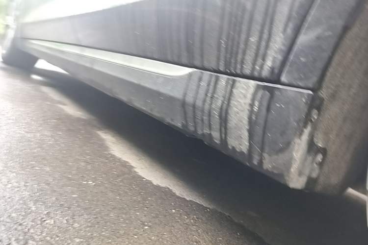 Used Hongqi E-QM5 2022 431 km Charge & Enjoy Edition Left Side Sill