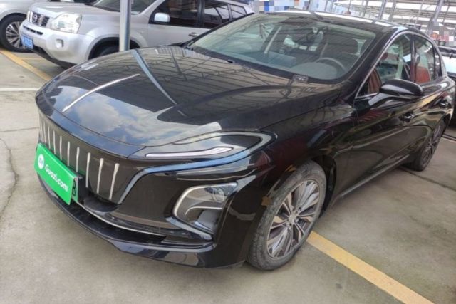 Used Hongqi E-QM5 2022 431 km Charge & Enjoy Edition