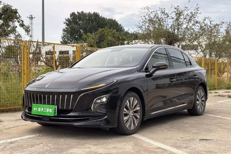 Hongqi E-QM5 2022 431 km Charge & Enjoy Edition d’occasion Guazi used car, China used car export, Used car for sale, Used cars, Cheapest cars for sale