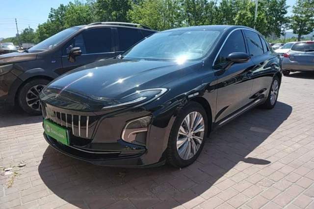 Used Hongqi E-QM5 2022 431 km Charge & Enjoy Edition