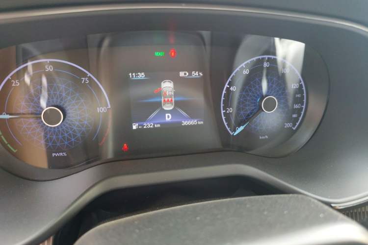 Used Hongqi E-QM5 2022 431 km Charge & Enjoy Edition Odometer Close Up