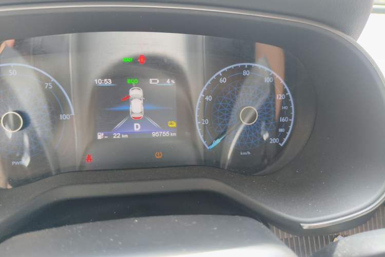 Used Hongqi E-QM5 2022 431 km Charge & Enjoy Edition Odometer Close Up