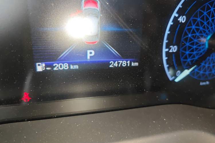 Used Hongqi E-QM5 2022 431 km Charge & Enjoy Edition Odometer Close Up