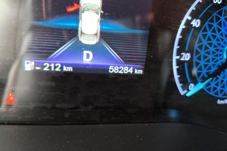 Used Hongqi E-QM5 2022 431 km Charge & Enjoy Edition Odometer Close Up