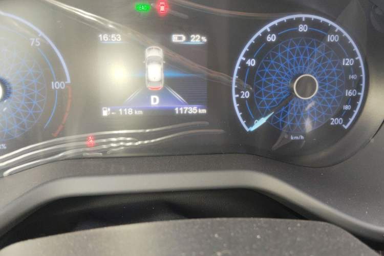 Used Hongqi E-QM5 2022 431 km Charge & Enjoy Edition Odometer Close Up