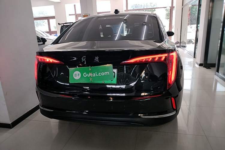 Used Hongqi E-QM5 2022 431 km Charge & Enjoy Edition Rear