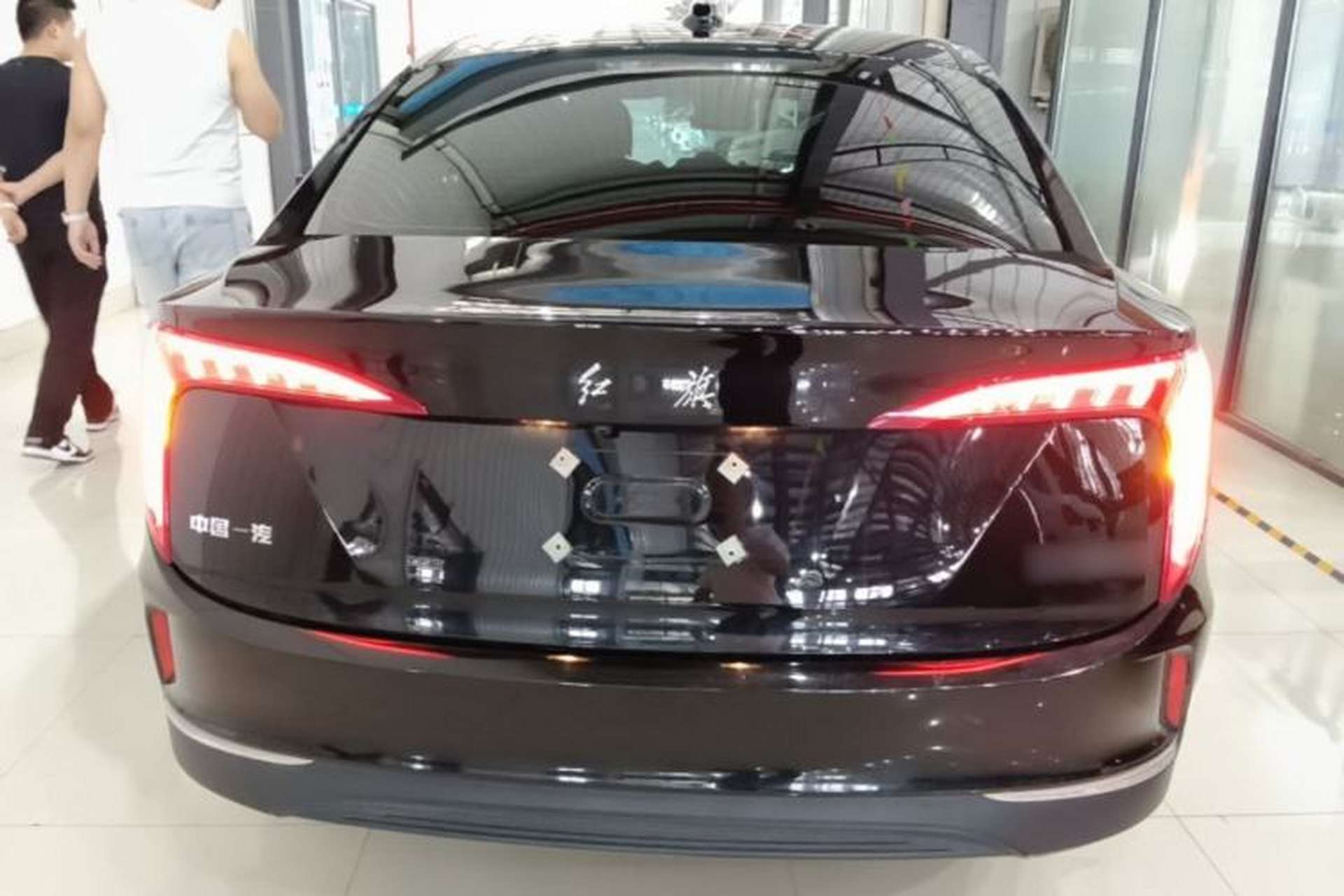 Used Hongqi E-QM5 2022 431 km Charge & Enjoy Edition Rear