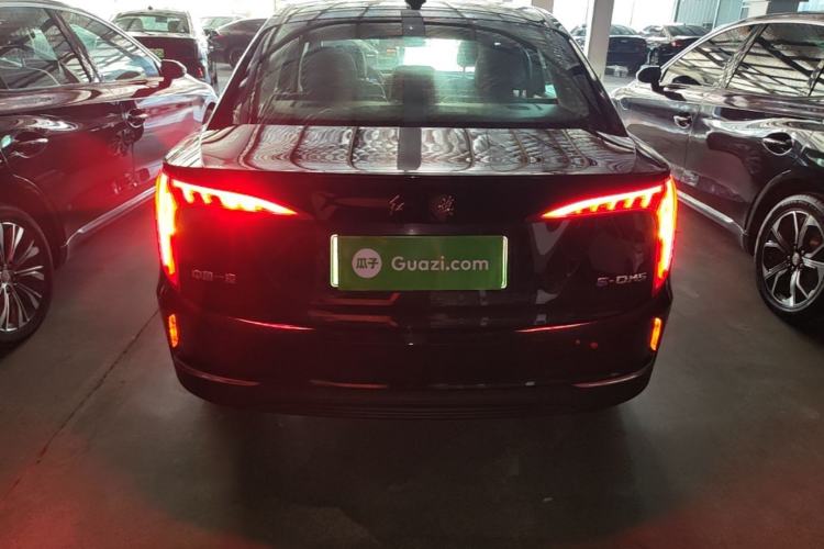 Used Hongqi E-QM5 2022 431 km Charge & Enjoy Edition Rear