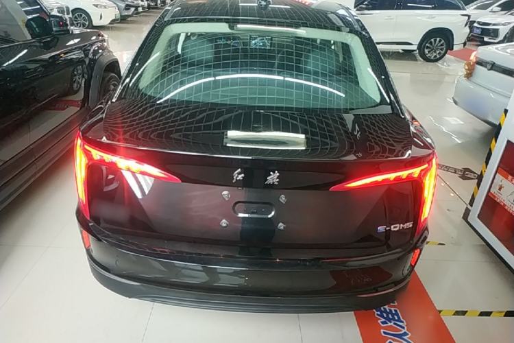 Used Hongqi E-QM5 2022 431 km Charge & Enjoy Edition Rear