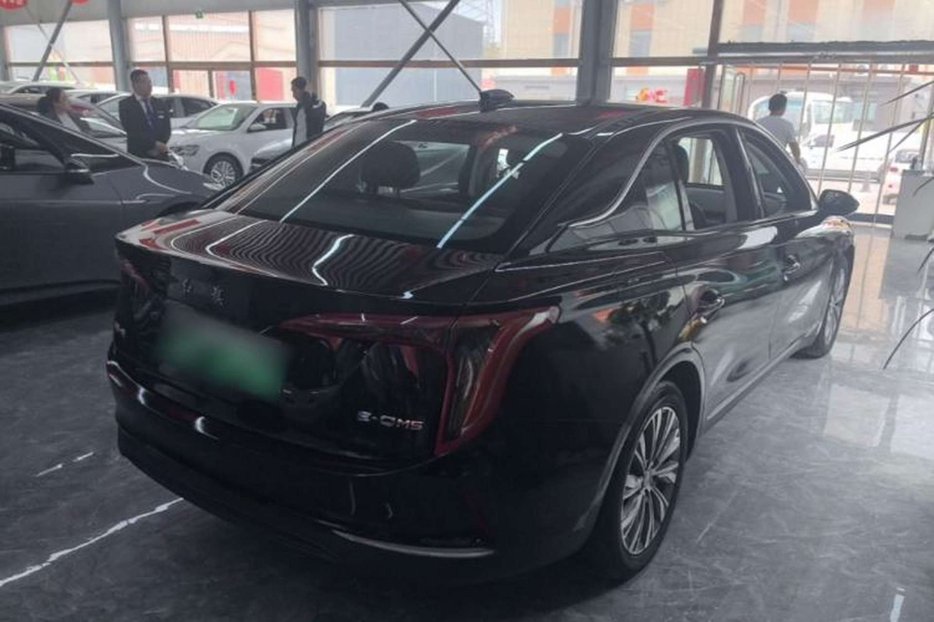 Used Hongqi E-QM5 2022 431 km Charge & Enjoy Edition Rear Right 45 Deg