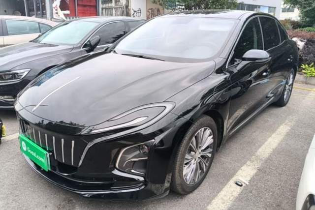 Used Hongqi E-QM5 2022 431 km Charge & Enjoy Edition
