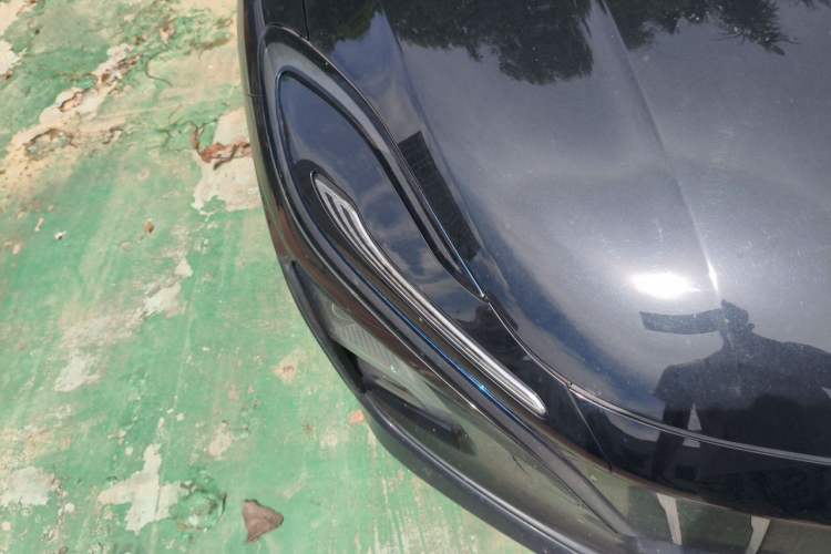 Used Hongqi E-QM5 2022 431 km Charge & Enjoy Edition Right Front Headlight