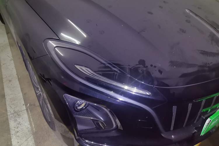Used Hongqi E-QM5 2022 431 km Charge & Enjoy Edition Right Front Headlight
