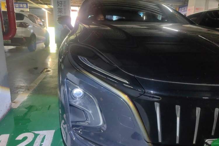 Used Hongqi E-QM5 2022 431 km Charge & Enjoy Edition Right Front Headlight