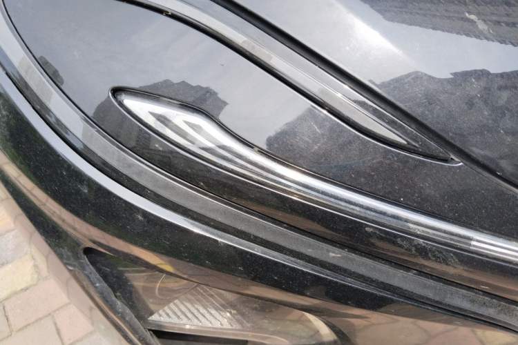 Used Hongqi E-QM5 2022 431 km Charge & Enjoy Edition Right Front Headlight