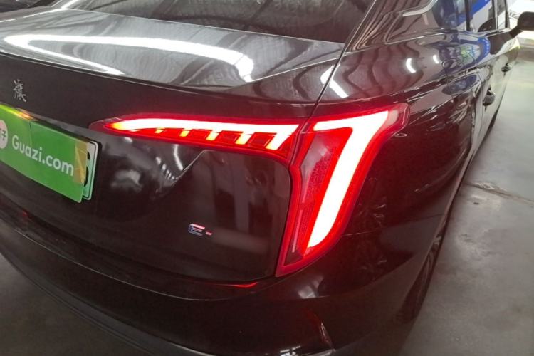Used Hongqi E-QM5 2022 431 km Charge & Enjoy Edition Right Rear Taillight