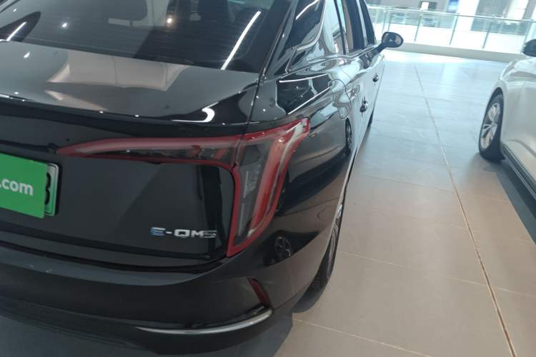 Used Hongqi E-QM5 2022 431 km Charge & Enjoy Edition Right Rear Taillight