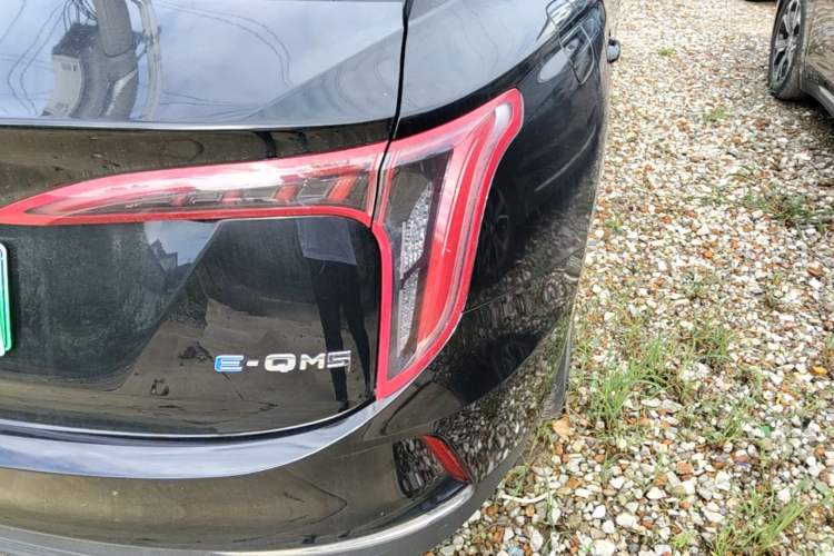 Used Hongqi E-QM5 2022 431 km Charge & Enjoy Edition Right Rear Taillight