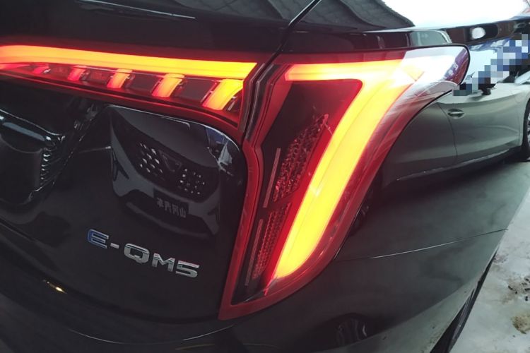 Used Hongqi E-QM5 2022 431 km Charge & Enjoy Edition Right Rear Taillight