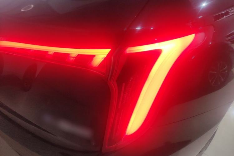 Used Hongqi E-QM5 2022 431 km Charge & Enjoy Edition Right Rear Taillight